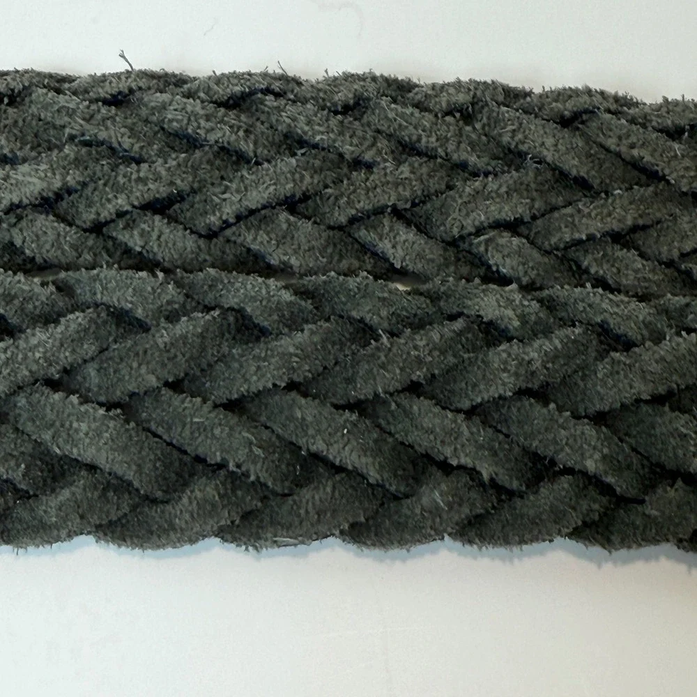 Black Genuine Leather Woven Braided Skinny Belt Size M/L Up to 40